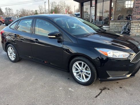 Used 2017 Ford Focus SE image 14