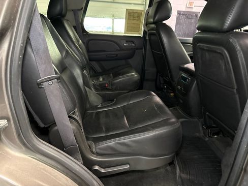 Used 2012 Chevrolet Tahoe LTZ AWD/4WD image 16