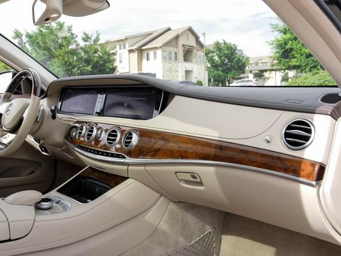 Used 2014 Mercedes-Benz S 550 Sedan image 10