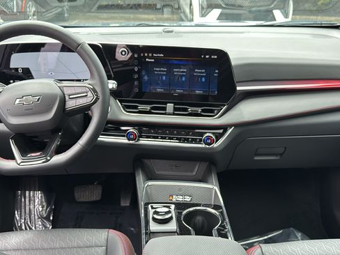Used 2025 Chevrolet Equinox RS w/ Safety and Technology Package AWD/4WD image 9