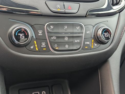 Used 2024 Chevrolet Equinox RS w/ LPO, Floor Liner Package image 21