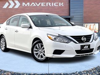 Used 2017 Nissan Altima 2.5 S w/ Power Driver Seat Package video 1