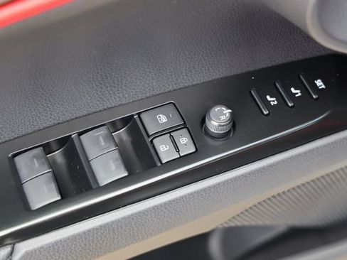 New 2026 Toyota Camry Hybrid FWD image 15