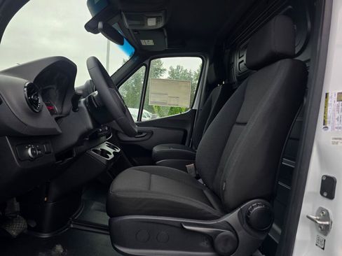 New 2026 Mercedes-Benz Sprinter 2500 image 26