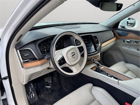 Used 2019 Volvo XC90 T6 Inscription w/ Protection Package Premier image 6