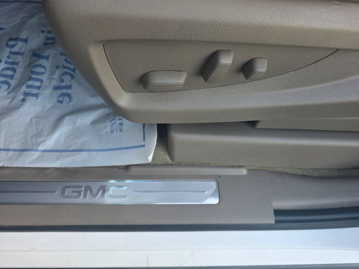 Used 2016 GMC Yukon SLT RWD image 33