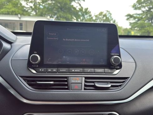 Used 2020 Nissan Altima 2.5 S FWD image 35