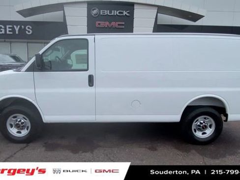 New 2025 GMC Savana 2500 Work Van w/ Driver Convenience Package image 5