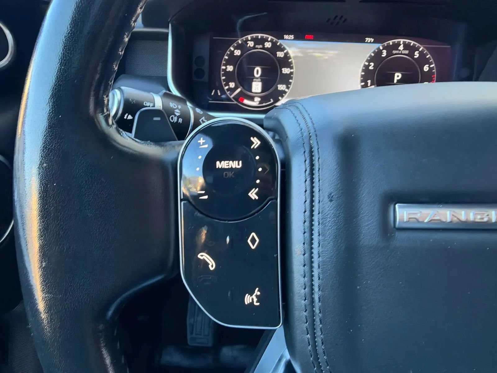 Used 2018 Land Rover Range Rover HSE AWD/4WD image 19
