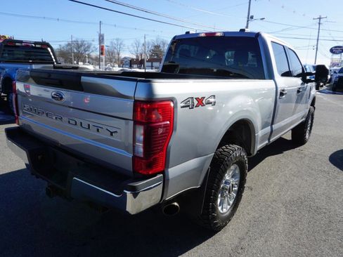 Used 2020 Ford F250 XLT w/ Snow Plow Prep Package image 5