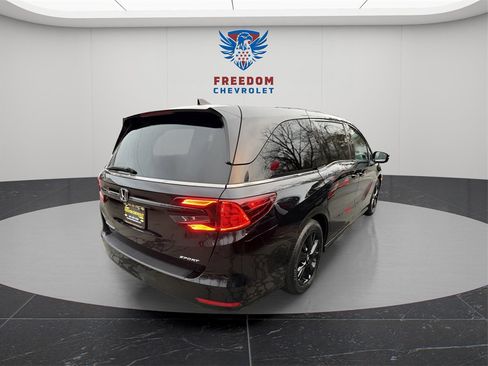 Used 2023 Honda Odyssey Sport image 6