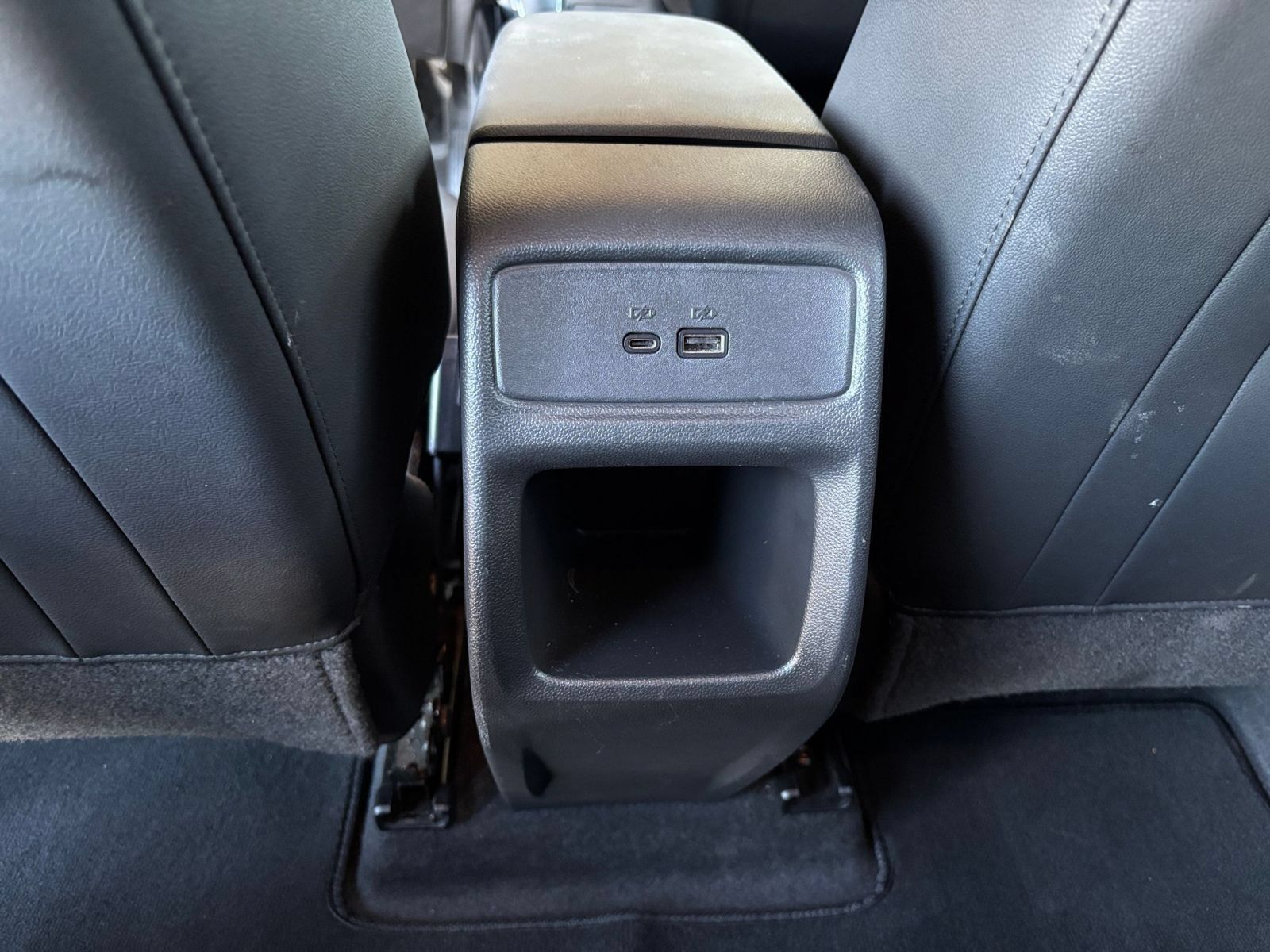Used 2025 Chevrolet Trax LT FWD image 21