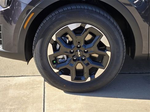 New 2026 Kia Sorento S image 16