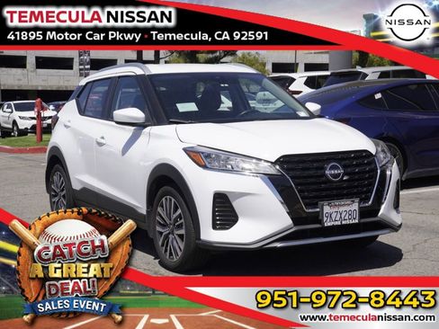 Used 2024 Nissan Kicks SV FWD image 1