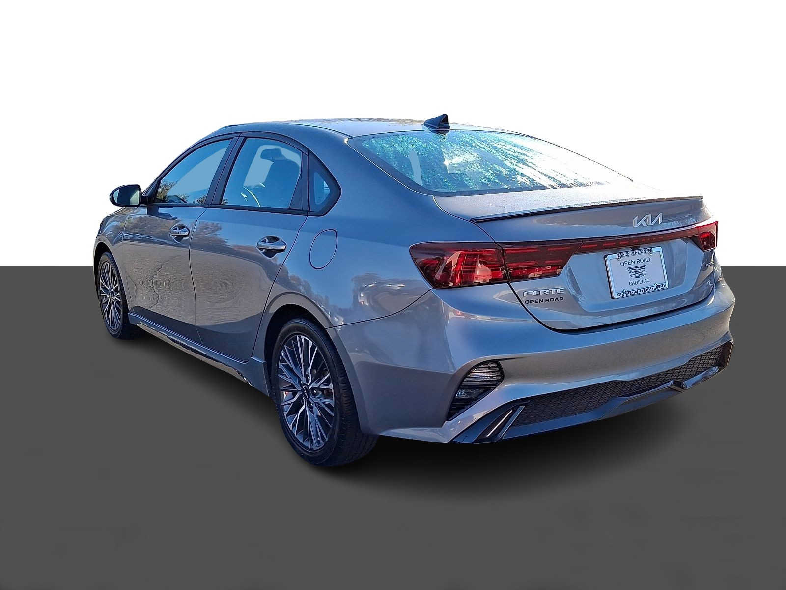 Used 2023 Kia Forte GT-Line w/ GT-Line Premium Package FWD image 4