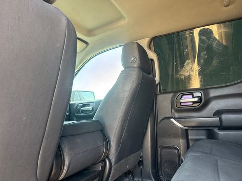 Used 2020 Chevrolet Silverado 1500 Custom w/ Custom Value Package RWD image 34