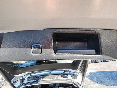 Used 2022 Ford Escape SEL image 33