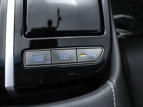 Used 2024 Genesis G80 2.5T AWD/4WD image 39