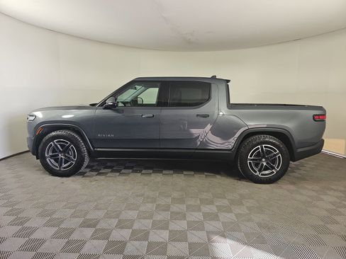 Used 2025 Rivian R1T Adventure image 2