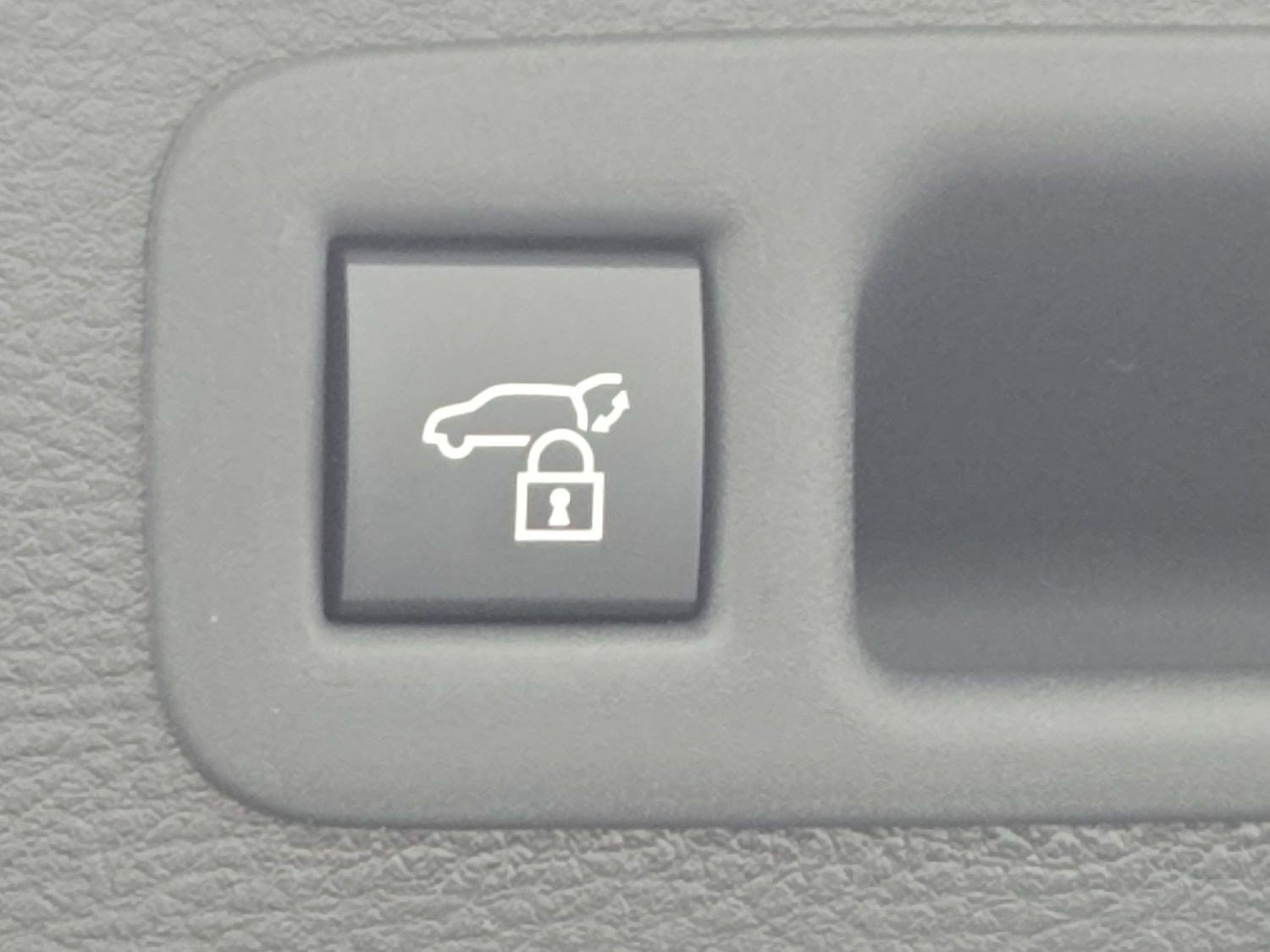 New 2026 Toyota Sienna XLE FWD image 32