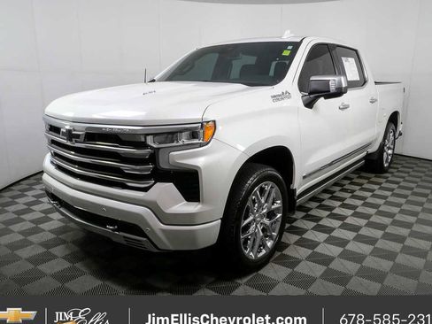 Used 2023 Chevrolet Silverado 1500 High Country w/ High Country Premium Package AWD/4WD image 26