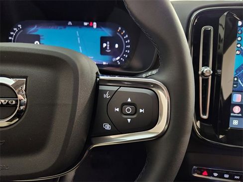 New 2026 Volvo XC40 B5 Plus w/ Protection Package Premier image 28