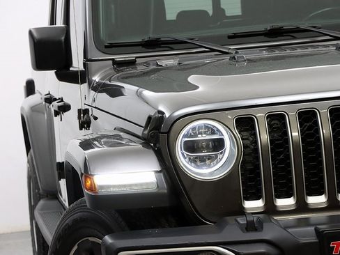 Used 2021 Jeep Gladiator Overland w/ Popular Equipment Package image 4