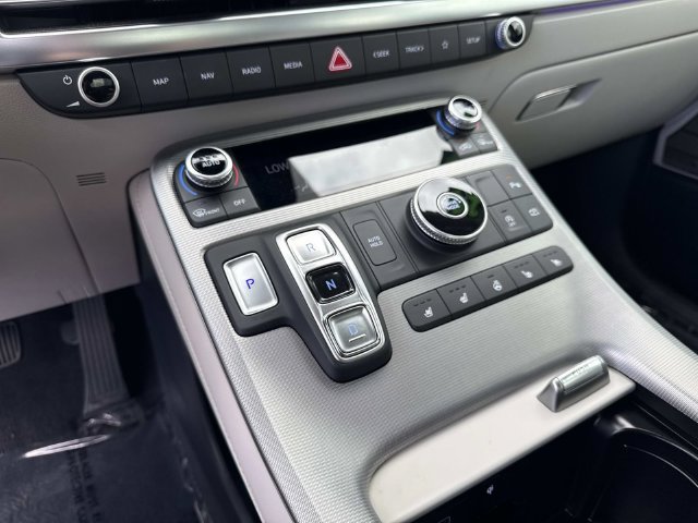 Used 2024 Hyundai Palisade Calligraphy FWD image 30