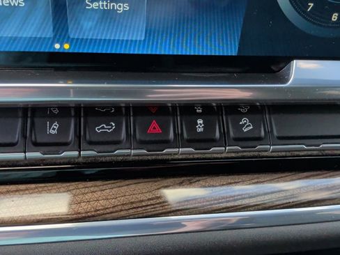 Used 2024 Chevrolet Silverado 2500 LT image 26