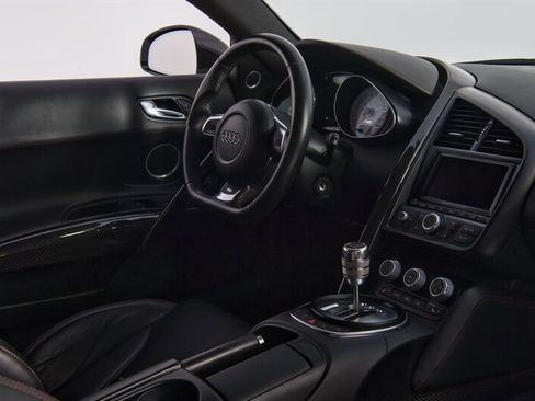 Used 2012 Audi R8 V10 AWD/4WD image 31