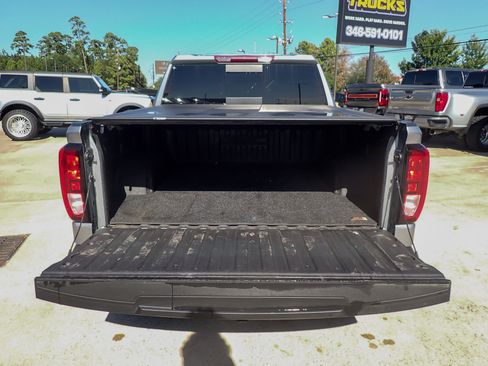 Used 2023 GMC Sierra 1500 Elevation w/ Elevation Premium Package image 18