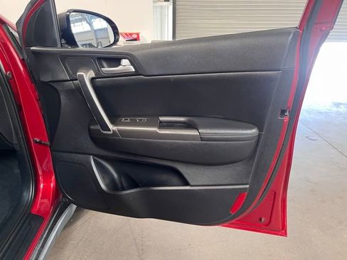 Used 2017 Kia Sportage EX w/ EX Premium Package image 13