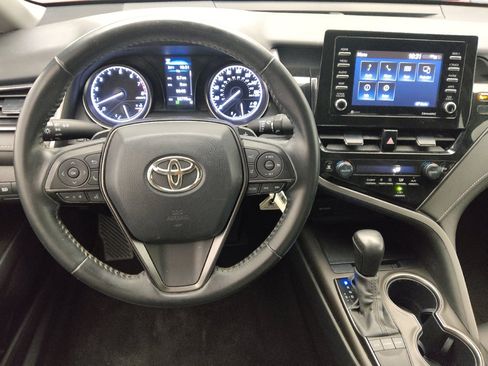 Used 2022 Toyota Camry SE FWD image 22