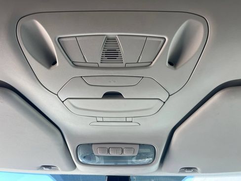 Used 2020 Ford Transit Connect XLT FWD image 21