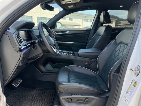 Used 2024 Volkswagen Atlas Cross Sport SEL Premium R-Line AWD/4WD image 20