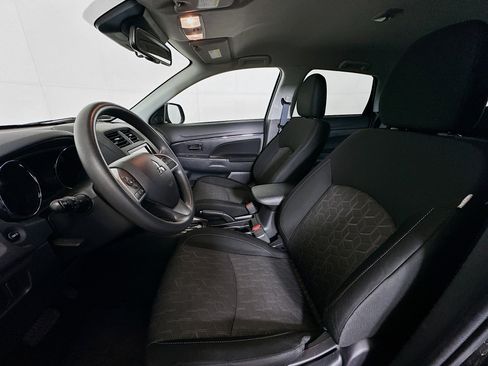 Used 2025 Mitsubishi Outlander Sport ES AWD/4WD image 13