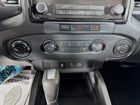 Used 2023 Nissan Frontier S w/ Technology Package AWD/4WD image 13