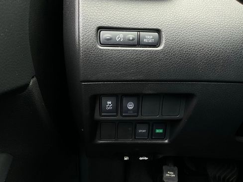 Used 2022 Nissan Rogue Sport S image 20