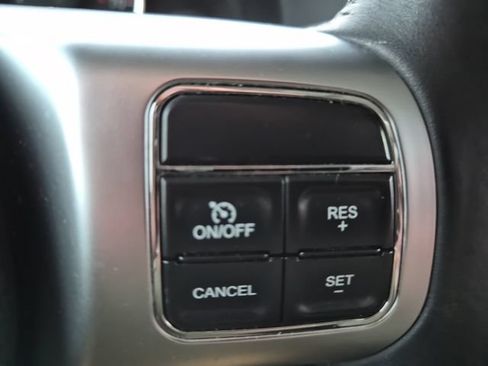 Used 2017 Jeep Wrangler Unlimited Rubicon w/ Dual Top Group AWD/4WD image 19