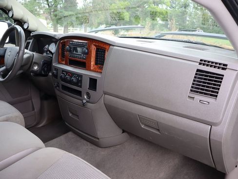 Used 2006 Dodge Ram 2500 Truck SLT w/ Trailer Tow Group AWD/4WD image 17