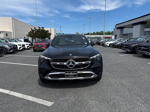Used 2025 Mercedes-Benz GLC 300 4MATIC image 2