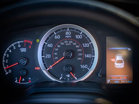 Used 2022 Toyota Corolla SE image 23