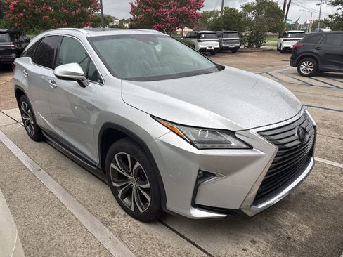 Used 2017 Lexus RX 350 FWD w/ Premium Package image 3