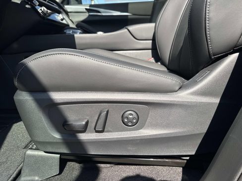 New 2027 INFINITI QX60 Luxe w/ Cargo Package AWD/4WD image 12
