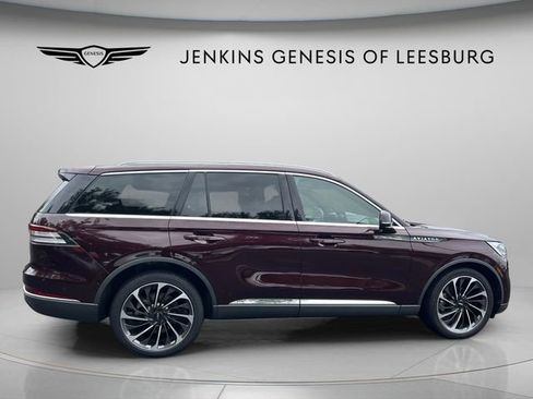 Used 2020 Lincoln Aviator Reserve w/ Equipment Group 202A AWD/4WD image 4