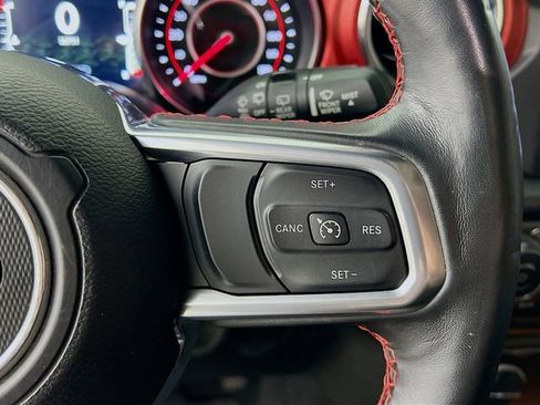 Used 2021 Jeep Wrangler Unlimited Rubicon image 32