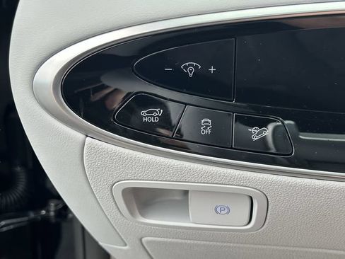 New 2026 Genesis GV70 2.5T Advanced AWD/4WD image 31