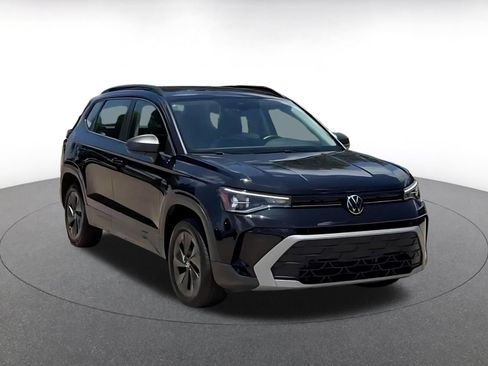Used 2025 Volkswagen Taos S FWD image 3