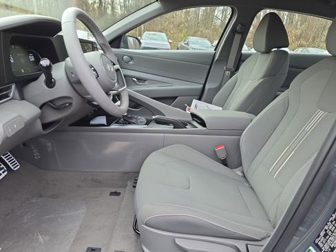 New 2026 Hyundai Elantra Sport image 4