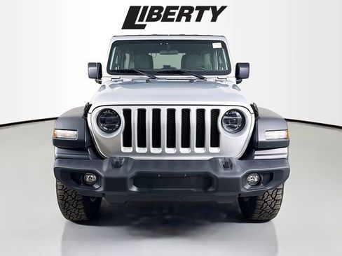 Used 2022 Jeep Wrangler Unlimited Sport image 2